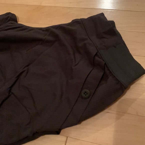 Lululemon Light weight dance crops - Picture 3 of 4